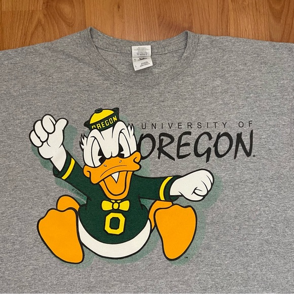 Vintage University of Oregon Men’s Donald Duck Logo T-Shirt Size Large - Picture 3 of 8